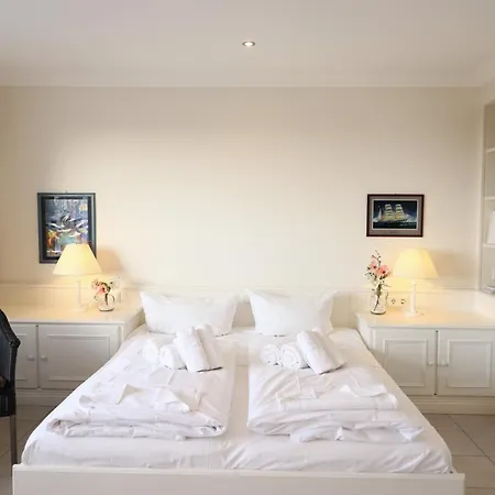 Wohnen Sie Im Herzen Westerlands, In Einer Komplett Neu Renovierten 1-zimmer Westerland