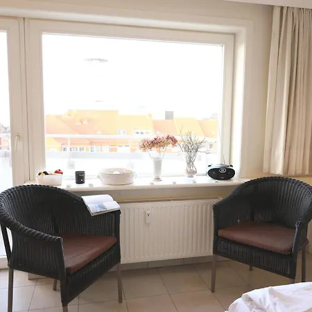 Wohnen Sie Im Herzen Westerlands, In Einer Komplett Neu Renovierten 1-zimmer * Westerland